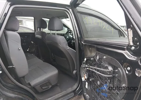 2018 Kia Sorento 2.4L Lx z USA, uszkodzony, nr VIN 5XYPGDA33JG351118